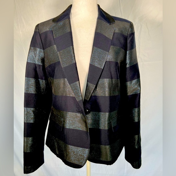 Tommy Hilfiger jacket - Picture 1 of 12
